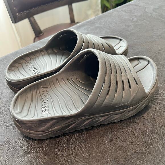 Hoka black sandals men 7 women 9 unisex - Picture 4 of 9